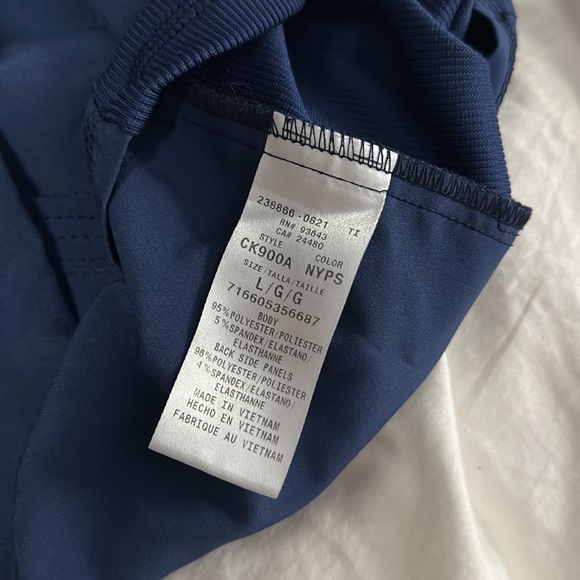 Cherokee Infinity Scrubs V Neck Top - Picture 4 of 4